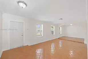 9765 SW 143rd St, Miami, FL 33176 - Photo 4