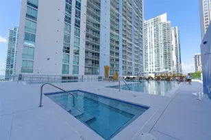 325 S Biscayne Blvd, Miami, FL 33131 - Photo 32