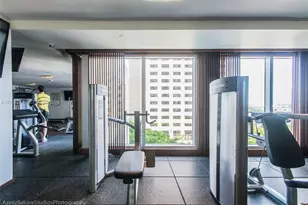 325 S Biscayne Blvd, Miami, FL 33131 - Photo 60
