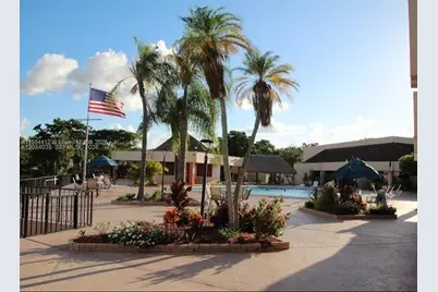 2950 W Sunrise Lakes Dr #208, Sunrise, FL 33322 - Photo 2