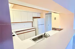 12901 SW 15th Ct, Pembroke Pines, FL 33027 - Photo 8