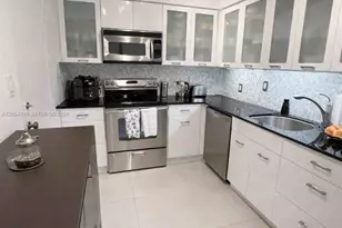 9225 Collins Ave, Surfside, FL 33154 - Photo 16
