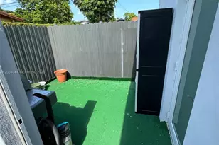 4021 SW 122nd Ct, Miami, FL 33175 - Photo 2
