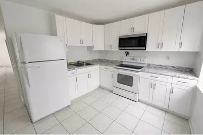 1405 NW 5th Ct #2, Florida City, FL 33034 - Photo 4