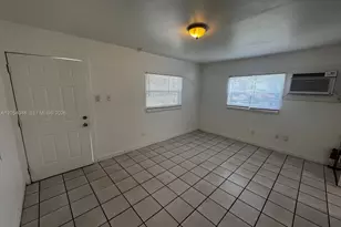 1354 SW 26th Ave, Fort Lauderdale, FL 33312 - Photo 4