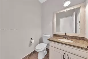995 SW 147th Ave, Pembroke Pines, FL 33027 - Photo 20
