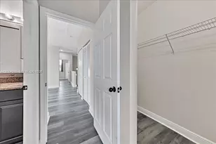 995 SW 147th Ave, Pembroke Pines, FL 33027 - Photo 44