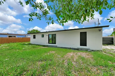 17231 NW 47th Ct, Miami Gardens, FL 33055 - Photo 6