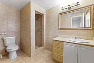 9260 Bay Harbor Terrace, Bay Harbor Islands, FL 33154 - Photo 14