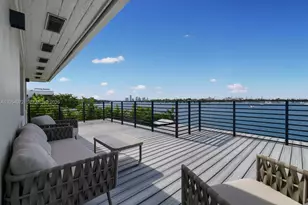 1300 S Venetian Way, Miami, FL 33139 - Photo 16