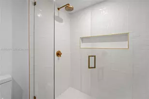 90 NE 32nd St, Miami, FL 33137 - Photo 22