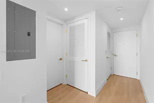 90 NE 32nd St, Miami, FL 33137 - Photo 14