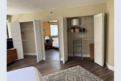 540 Brickell Key Dr #1414, Miami, FL 33131 - Photo 12