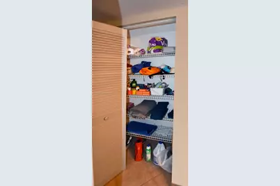 540 Brickell Key Dr #1414, Miami, FL 33131 - Photo 14