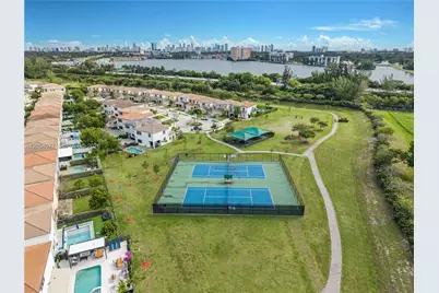 658 NE 193rd Ter, Miami, FL 33179 - Photo 18