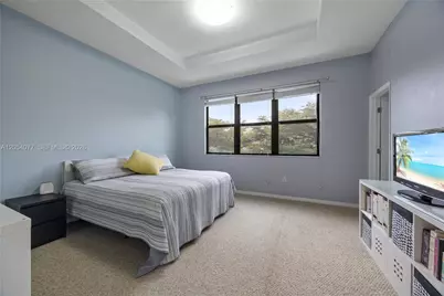 658 NE 193rd Ter, Miami, FL 33179 - Photo 10
