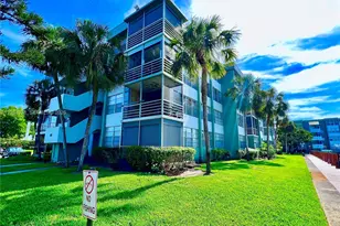 2741 Taft St, Hollywood, FL 33020 - Photo 4