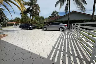 260 NW 132nd Ave, Miami, FL 33182 - Photo 12