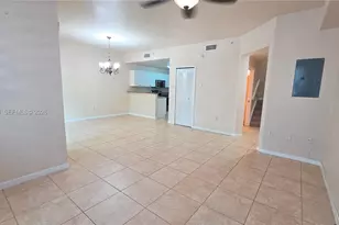 11401 NW 89th St, Doral, FL 33178 - Photo 8