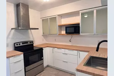 146 NW 56th St #146, Miami, FL 33127 - Photo 2
