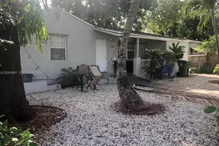 146 NW 56th St, Miami, FL 33127 - Photo 12