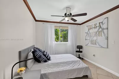 1060 NW 7th St #205, Miami, FL 33136 - Photo 10