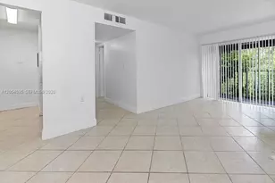 1201 Lake Victoria Dr, West Palm Beach, FL 33411 - Photo 4