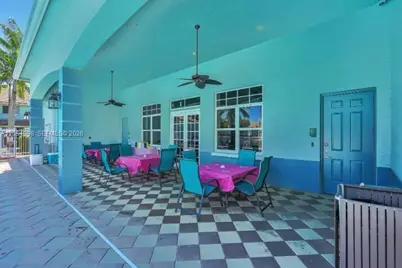 1942 Alamanda Way, Riviera Beach, FL 33404 - Photo 4