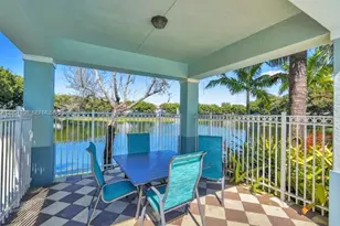 1942 Alamanda Way, Riviera Beach, FL 33404 - Photo 8