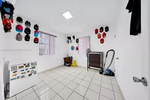 11 W 64th St, Hialeah, FL 33012 - Photo 14