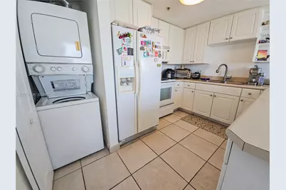 1627 SW 37th Ave #802, Miami, FL 33145 - Photo 14