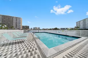1913 S Ocean Dr, Hallandale Beach, FL 33009 - Photo 20