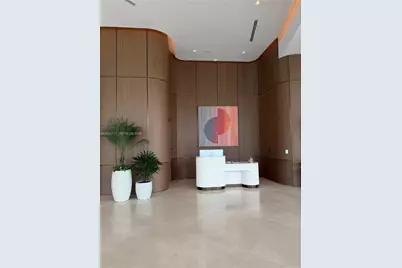 2411 Laguna Cir #910, Miami, FL 33181 - Photo 16