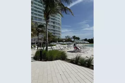 2411 Laguna Cir #910, Miami, FL 33181 - Photo 20