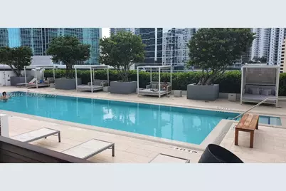 1300 Brickell Bay Dr #1107, Miami, FL 33131 - Photo 2