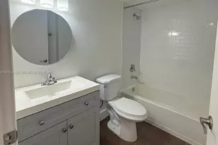 8881 Fontainebleau Blvd, Miami, FL 33172 - Photo 8