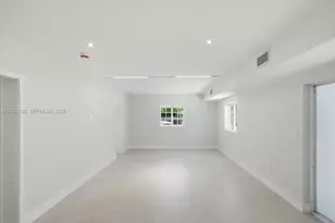 323 NW 104th Terrace, Miami, FL 33150 - Photo 38