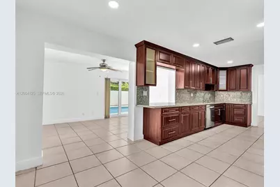 10149 S 21st St, Pembroke Pines, FL 33026 - Photo 22