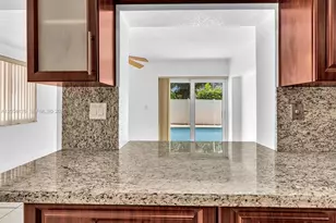 10149 NW 21st St, Pembroke Pines, FL 33026 - Photo 20