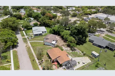 1218 NW 15th St, Fort Lauderdale, FL 33311 - Photo 38