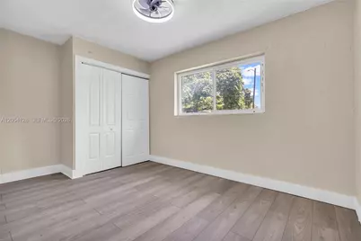 1218 NW 15th St, Fort Lauderdale, FL 33311 - Photo 16