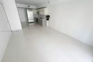 1300 Brickell Bay Dr, Miami, FL 33131 - Photo 2