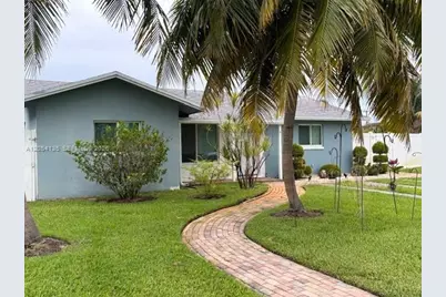 903 NW 6th Ave, Boynton Beach, FL 33426 - Photo 1