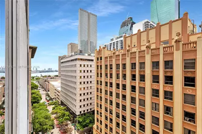 151 SE 1st St #1107, Miami, FL 33131 - Photo 10