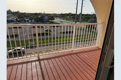 7010 NW 186th St #5-510, Hialeah, FL 33015 - Photo 10