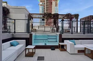 20 NE 11th St, Miami, FL 33132 - Photo 24