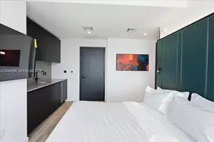 20 NE 11th St, Miami, FL 33132 - Photo 4