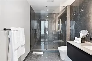 20 NE 11th St, Miami, FL 33132 - Photo 14