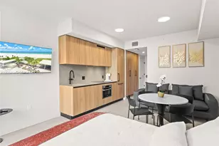 121 NE 5th St, Miami, FL 33132 - Photo 6