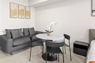 121 NE 5th St, Miami, FL 33132 - Photo 8